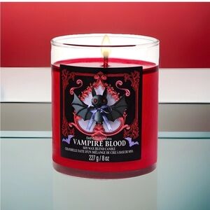 Bath & Body Works Single Wick Candle- Vampire Blood (8oz)